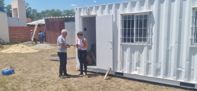 El Senador Baucero visitó el lugar donde se instalará el obrador para la construcción de casas en el barrio Islas Malvinas