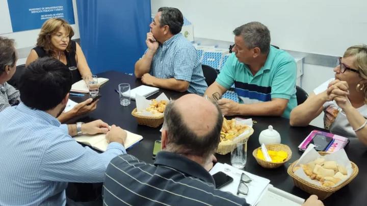 Santa Rosa: Natalia Galeano y otros Jefes Comunales se reunió con la Ministra de Infraestructura, Servicios públicos y hábitat