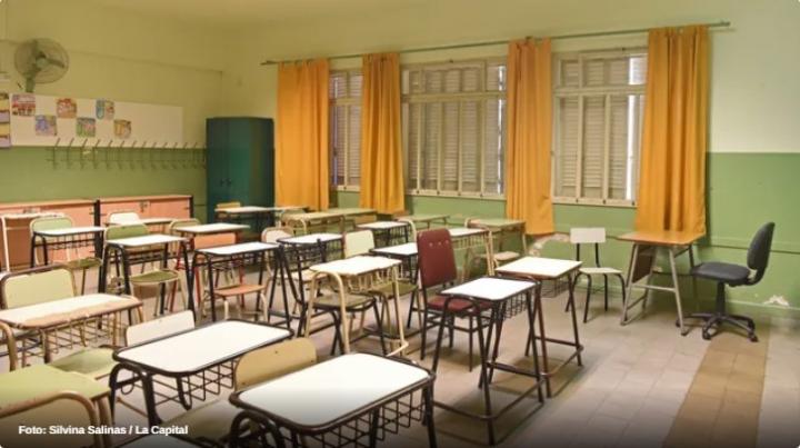 Gremios docentes piden que el gobierno los convoque a discutir los salarios con tiempo