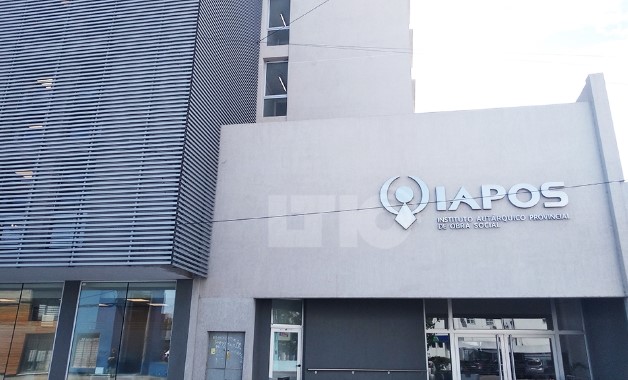 Iapos denunció a más de 400 médicos por el cobro ilegal de un plus