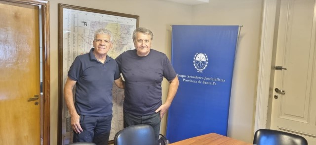 El Senador Baucero trabajando por ordenar la propiedad de la zona de islas