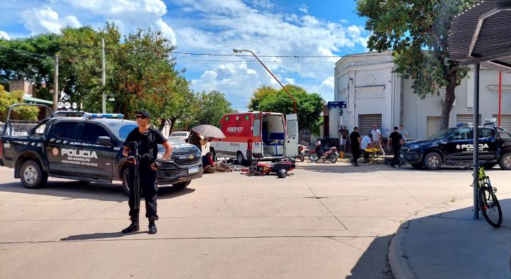 San Javier:  tres masculinos heridos en un accidente de tránsito entre moto y bicicleta 