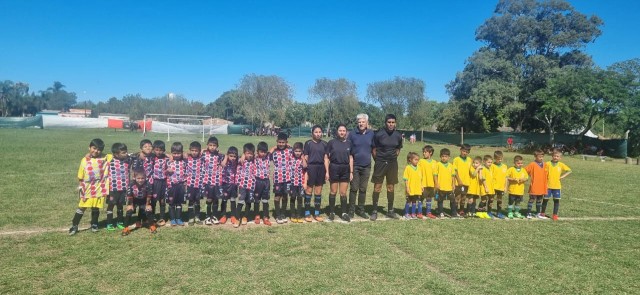El Senador Baucero presenció un partido del Club Infantil 