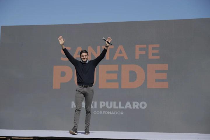 Bajo el lema 