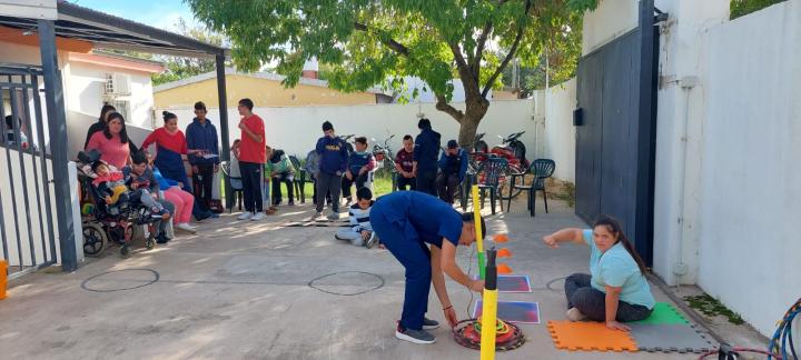 “Queremos darles a los chicos con discapacidad, herramientas para su casa y para la vida”