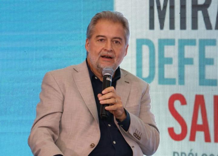 Sequía: Mirabella pidió al gobierno nacional medidas de alivio para productores que compraron maquinaria agrícola