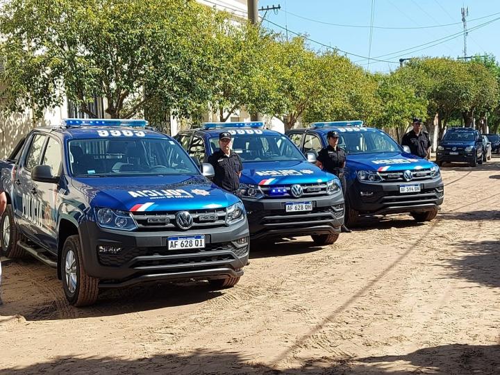 Santa Rosa: Amplio despliegue policial en allanamientos y requisas domiciliarias tras varios delitos contra la propiedad