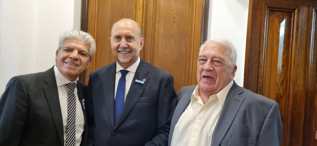 El Senador Baucero estuvo presente en la apertura del período 141 de sesiones ordinarias junto al Gobernador Perotti