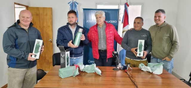 Reconocimiento en la casa del senado a deportistas destacados de la ciudad