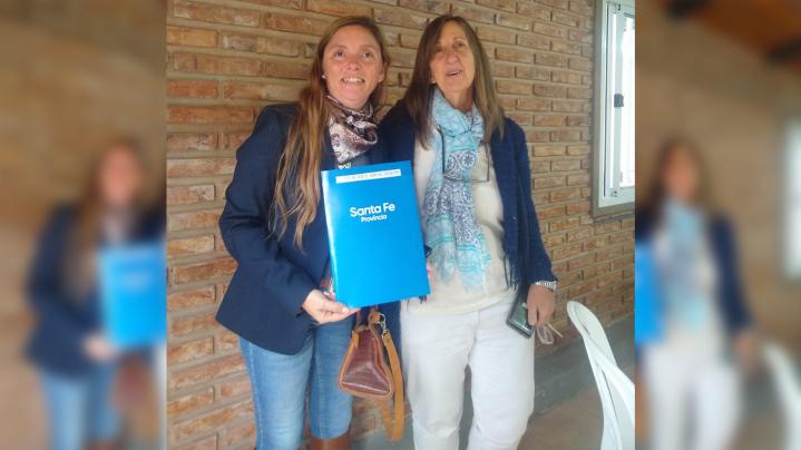 Cacique Ariacaiquín: Firma de convenios entre la Comuna y la Secretaria de Niñez, Adolescencia y Familia