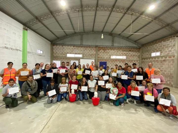 Cacique Ariacaiquín: Se realizó una capacitación en RCP y utilización del DEA