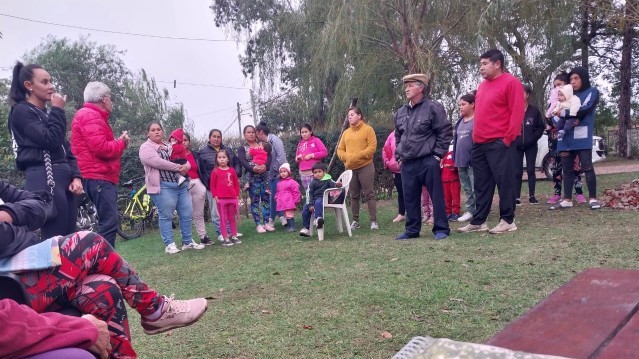 El Senador Baucero visitó Colonia Indígena junto a precandidatos de su sector
