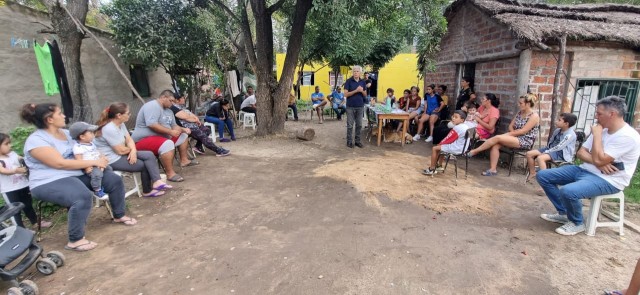 El Senador Baucero visitó varios barrios y localidades cercanas