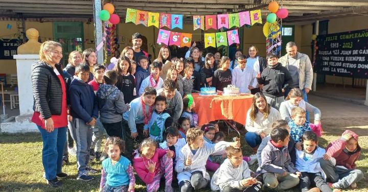 Cayastá: la Vicepresidenta Comunal visitó la Escuela N° 428 