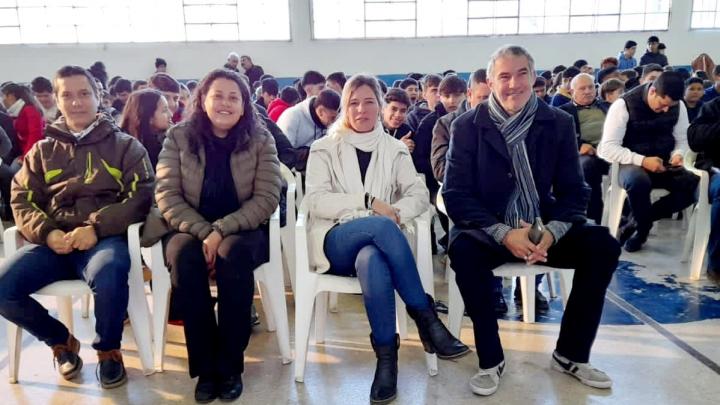 Helvecia: Acto por el aniversario N°76 de la Escuela 