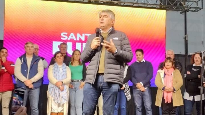 Alejandra: El Diputado Bastia presente en lanzamiento de campaña de Oscar Dolzani para el Departamento San Javier