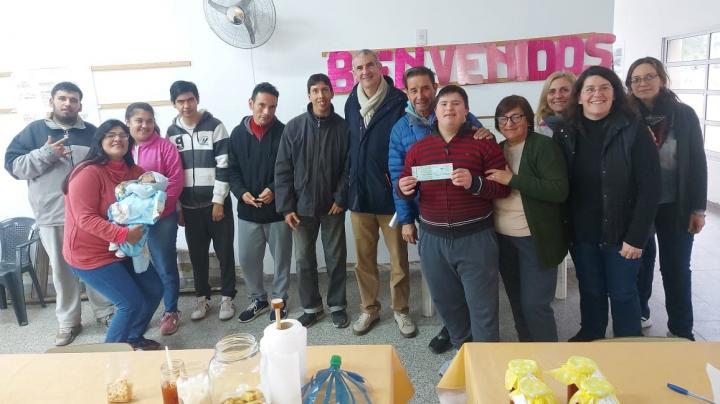 Cayastá: El Senador Kaufmann entregó aportes a la Asociación Civil 