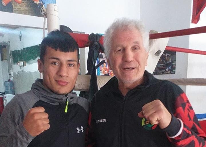 ¡Excelente! Máximo Martínez fue convocado a entrenar con el campeón mundial Látigo Coggi