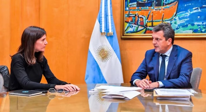 Massa anunció créditos para jubilados de hasta $400.000 en 48 cuotas