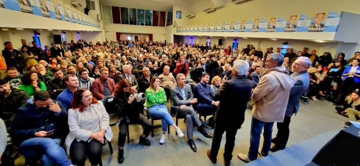 El Senador Baucero participó del lanzamiento de la candidatura de Sergio Massa en Santa Fe