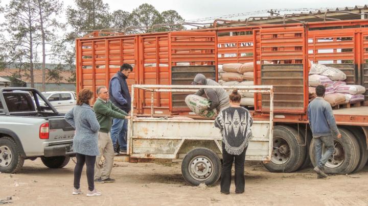 Segunda entrega de créditos a pequeños productores ganaderos