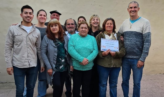 El Senador Kaufmann celebra docenas de nuevos jubilados en el departamento Garay
