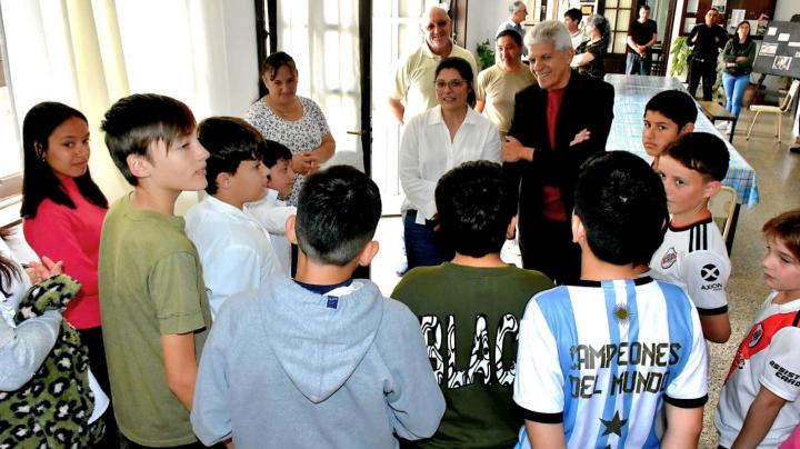 El Senador Baucero acompañó a la Subsec De Producción Provincial en entrega de herramientas, semillas y subsidios en Col. Durán