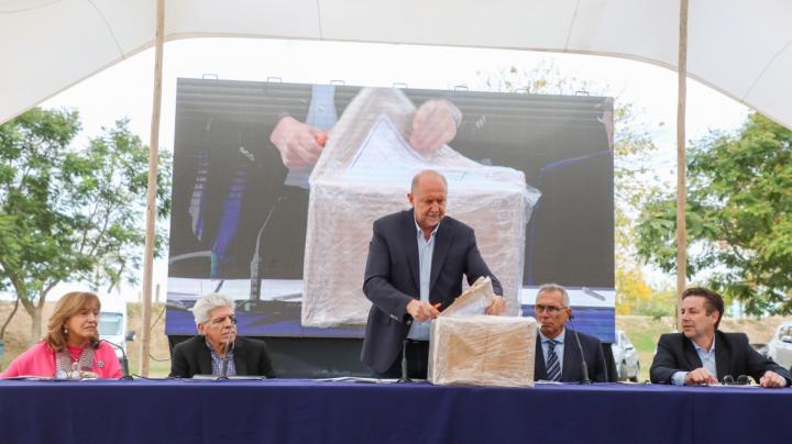 El gobierno provincial adjudicó la construcción de las obras de defensa y nueva costanera de San Javier