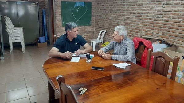 El Senador Baucero visitó Cacique Ariacaiquín y La Brava
