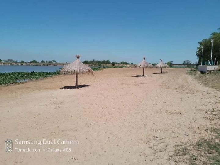 San Javier: desde hoy se habilita la playa como solárium y abre el parador