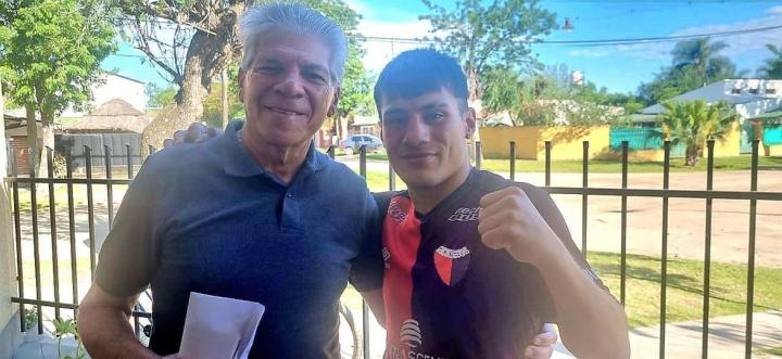 El Senador Baucero entregó un aporte a Maximiliano Martínez