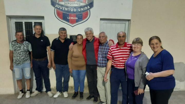 El Senador Baucero entregó aportes del Fondo de Fortalecimiento Institucional en La Brava