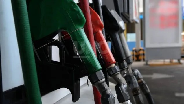 Las petroleras aseguran que la situación de abastecimiento de nafta 