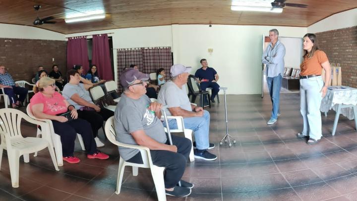 El Senador Kaufmann celebra nuevos Jubilados en el Departamento Garay