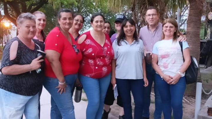 El Senador Borla participó de la muestra institucional de la Escuela para Adultos N°2585