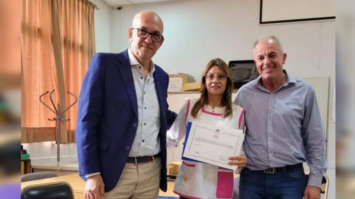 El Ministro Debloc cumplió con su compromiso en 