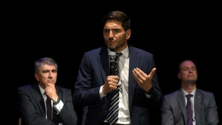 Pullaro a sus funcionarios: 