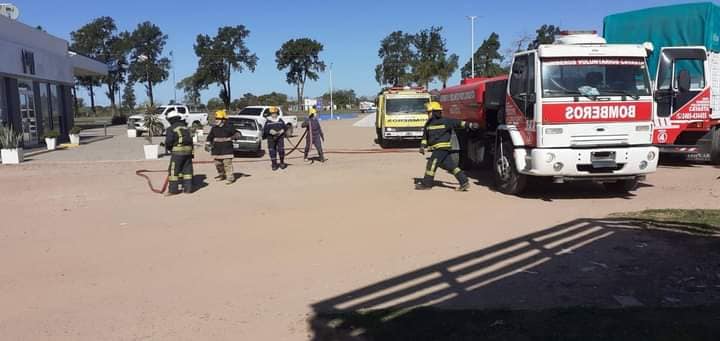 Escrituras de terreno para Bomberos Voluntarios de Cayastá y aportes para los de Helvecia y Santa Rosa