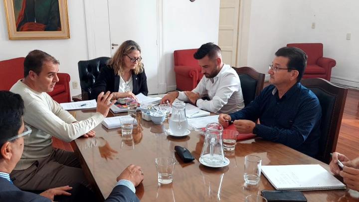 El Senador Baumgartner con una importante agenda en el Ministerio de Salud