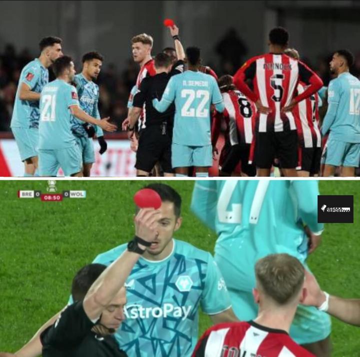 PASÓ EN LA FA CUP: ¡ECHÓ A UN JUGADOR CON UNA TARJETA ROJA REDONDA! 