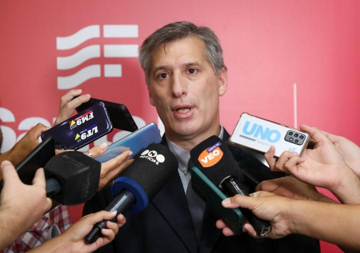 Drástica caída: los ingresos de Santa Fe estuvieron un 92 % debajo de la inflación