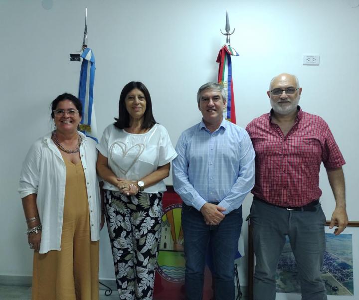 Presidente de comuna de Alejandra recibió a la diputada Clara García