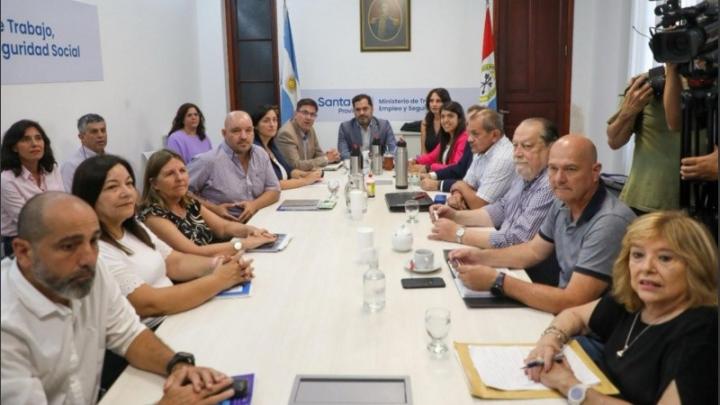 La paritaria docente se retoma este jueves en Santa Fe: fecha y hora ya confirmada