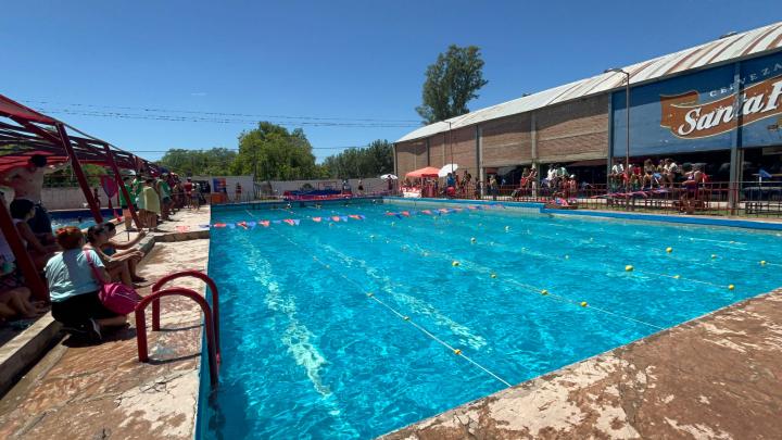 Club Central: Encuentro de natación en San Javier 