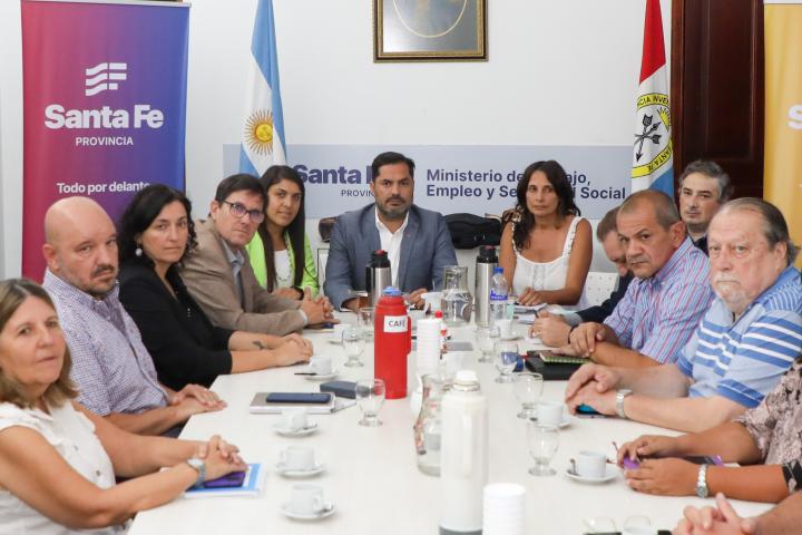Paritaria docente: “Estamos ofreciendo completar un 43,4 % para que las clases empiecen el lunes”
