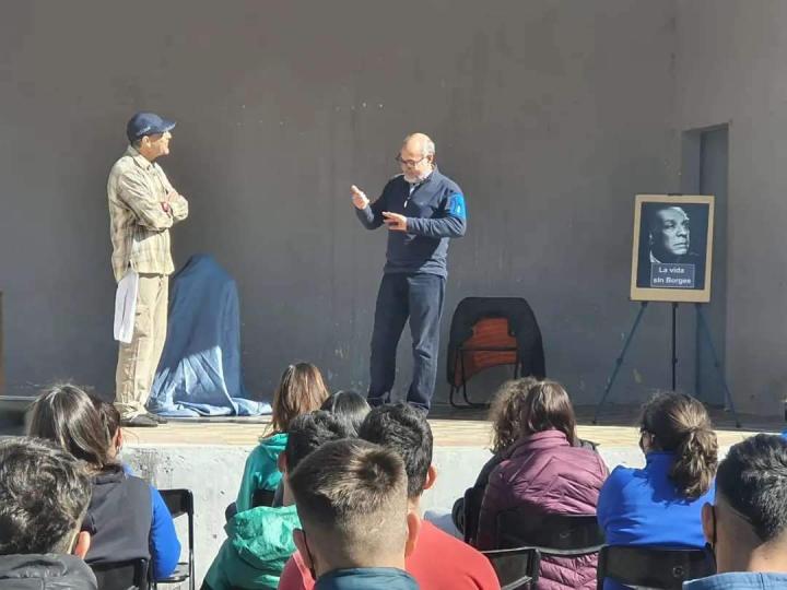 Teatro y literatura: Obra sobre Jorge Luis Borges en Cayastá 