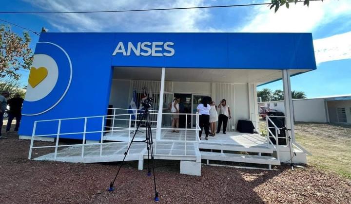 Ahora la motosierra llegó a ANSES San Javier 