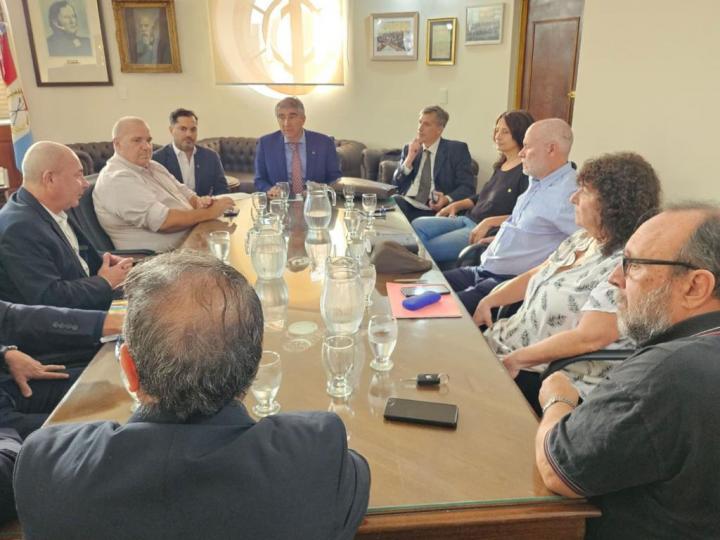 El Gobierno Provincial oficializó una propuesta salarial para el mes de marzo