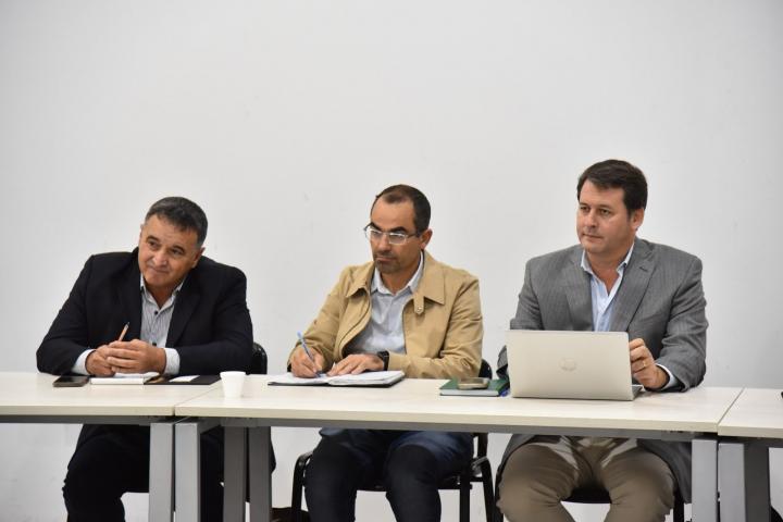 Santa Fe, primera provincia en planificar acciones para atender el avance de la chicharrita del maíz