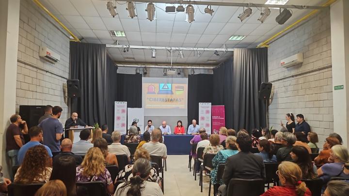Las jornadas de capacitación para evitar ciberestafas llegan a Malabrigo y Las Toscas